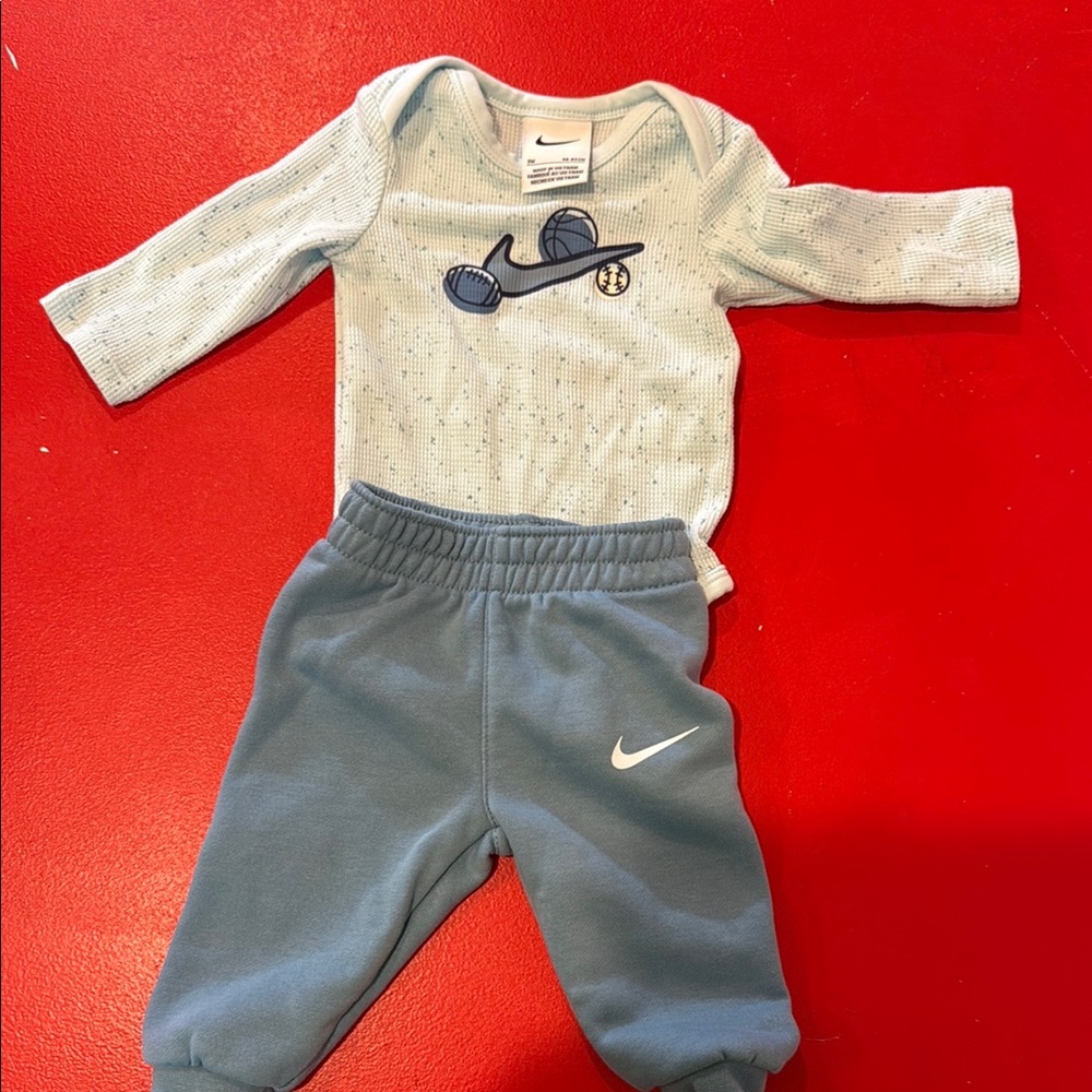 Nike Infant Set with Light Blue and Gray